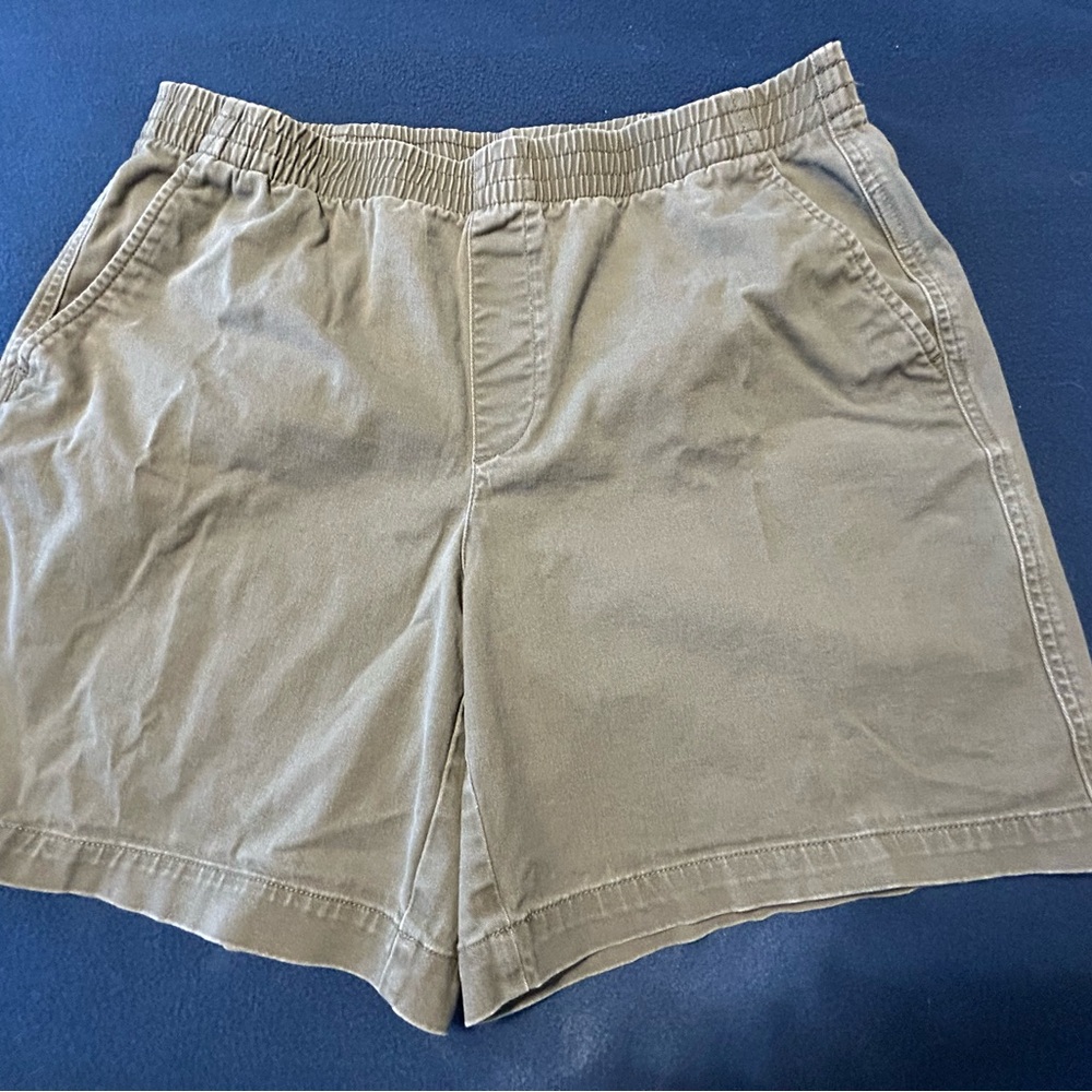 Lands' End Olive Green Mid Rise Shorts